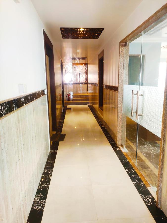 Hotel The Nilsa นิวเดลี ภายนอก รูปภาพ